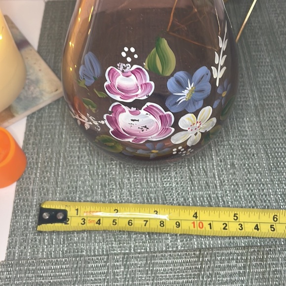 ๐ Hand Painted Lilac Glass Vase ๐ - Picture 16 of 16